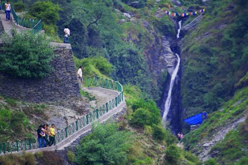 Ludhiana Dharamshala Mcleodganj Tour